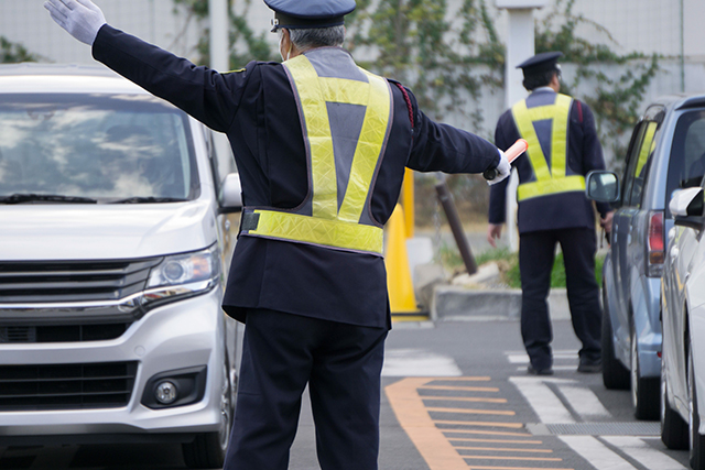 交通誘導警備業務